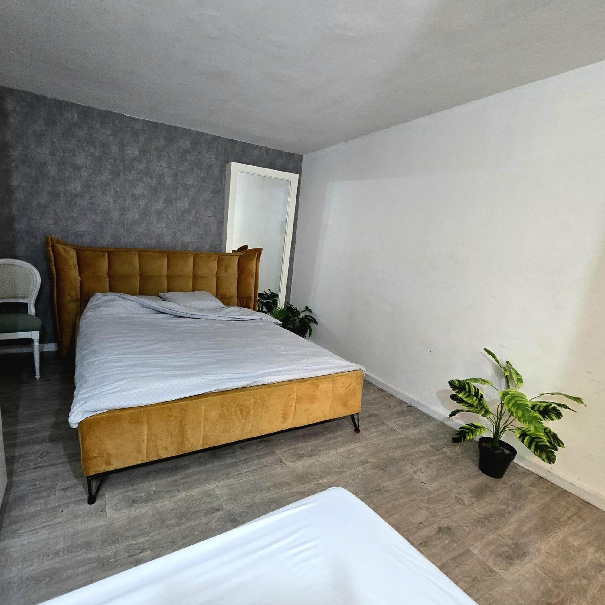 Villa Emile Zola Rishon Leziyyon Esterno foto