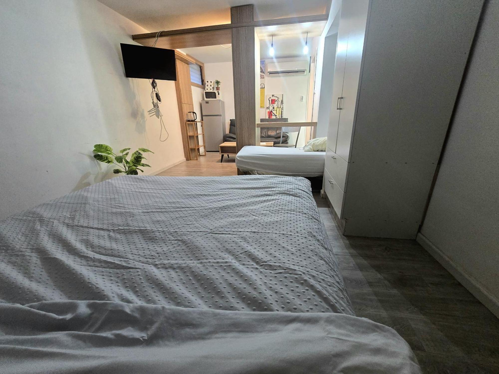 Villa Emile Zola Rishon Leziyyon Esterno foto